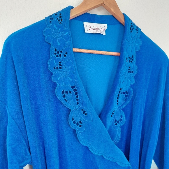 Vintage Vanity Fair Royal Blue Robe   Deadstock Size Meduim Petite - Picture 3 of 9